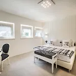 Riviera Carducci Гостевой дом 4*