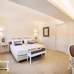 Riviera Carducci Гостевой дом 4*