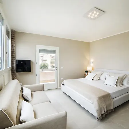 Gasthuis Riviera Carducci 4*