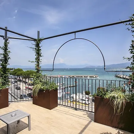 Riviera Carducci Πανσιόν Πεσκιέρα ντελ Γκάρντα