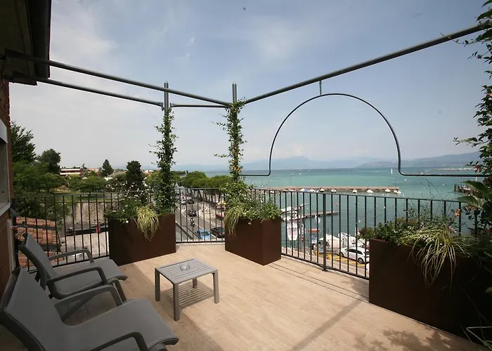 Riviera Carducci Vendégház 4*